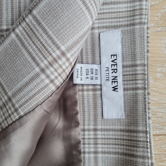 Evernew skirt - Petite size 6 - Picture 4 of 4